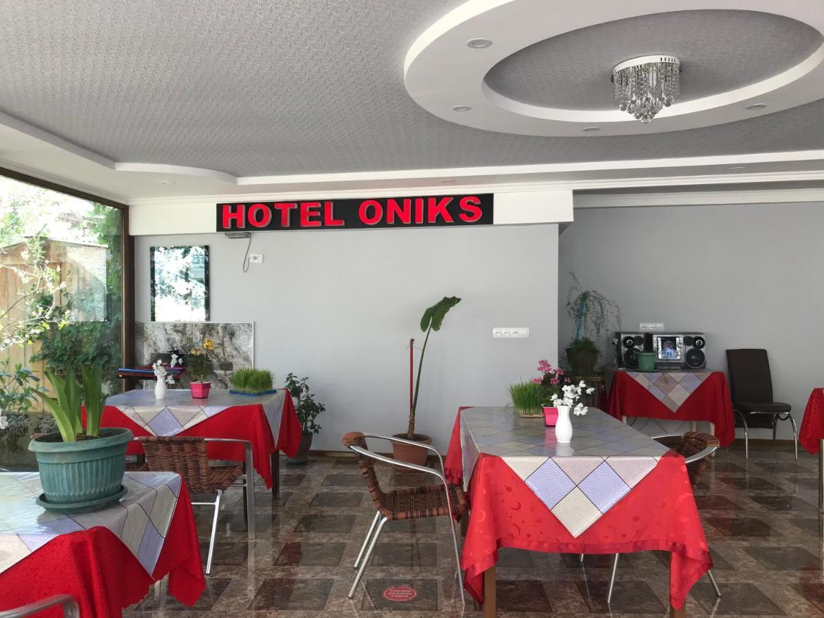 Hotel Oniks Kutaisi Exterior foto