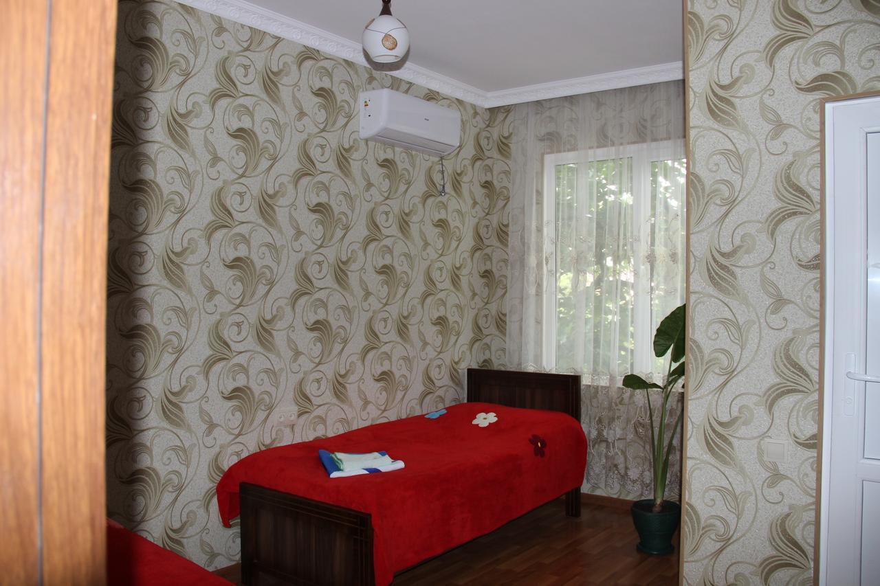 Hotel Oniks Kutaisi Exterior foto